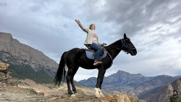 изображение В горы Северной Осетии верхом на лошади: локации, советы